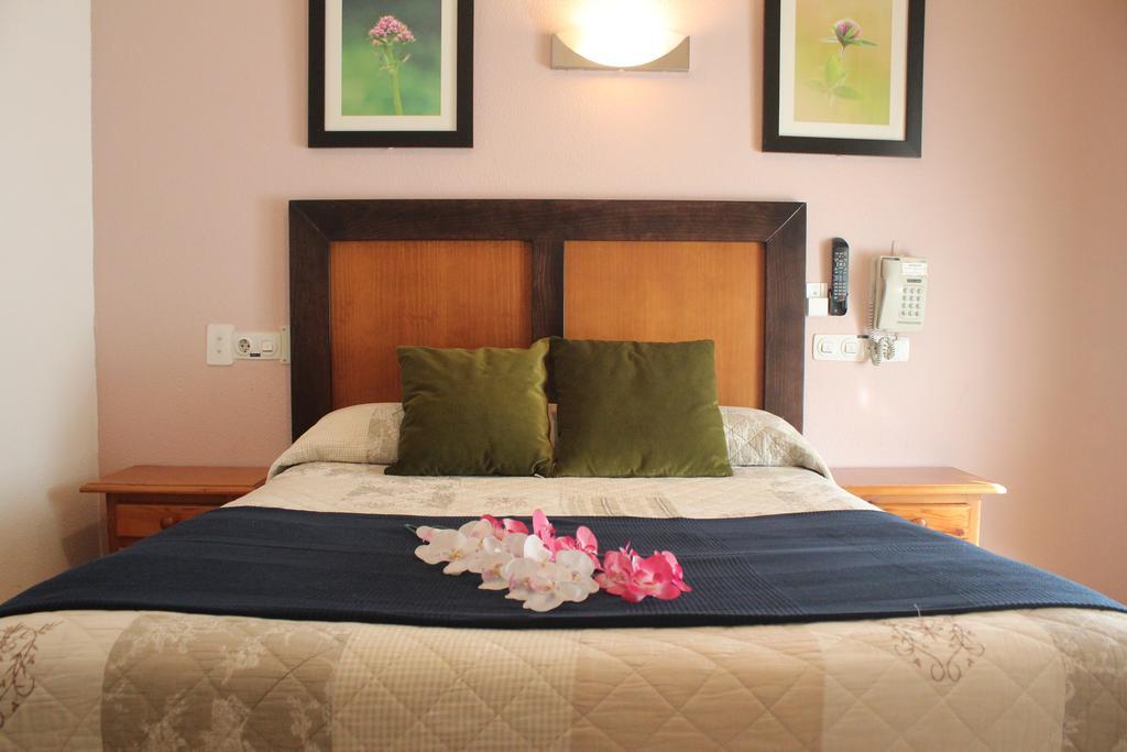 Hostal Greco Gran Via Madrid Exteriör bild