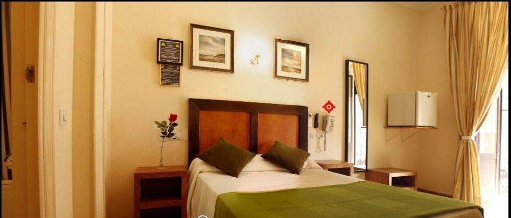 Hostal Greco Gran Via Madrid Exteriör bild