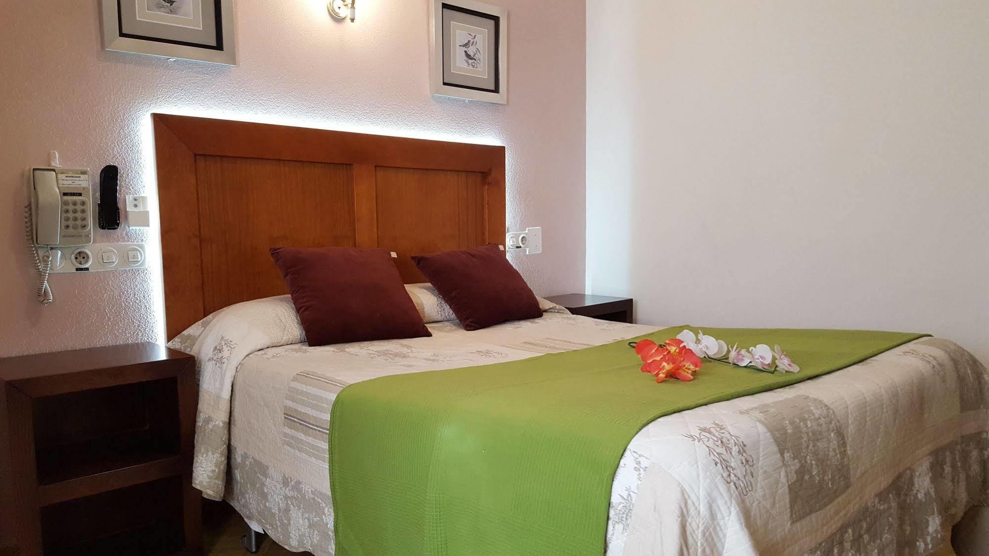 Hostal Greco Gran Via Madrid Exteriör bild