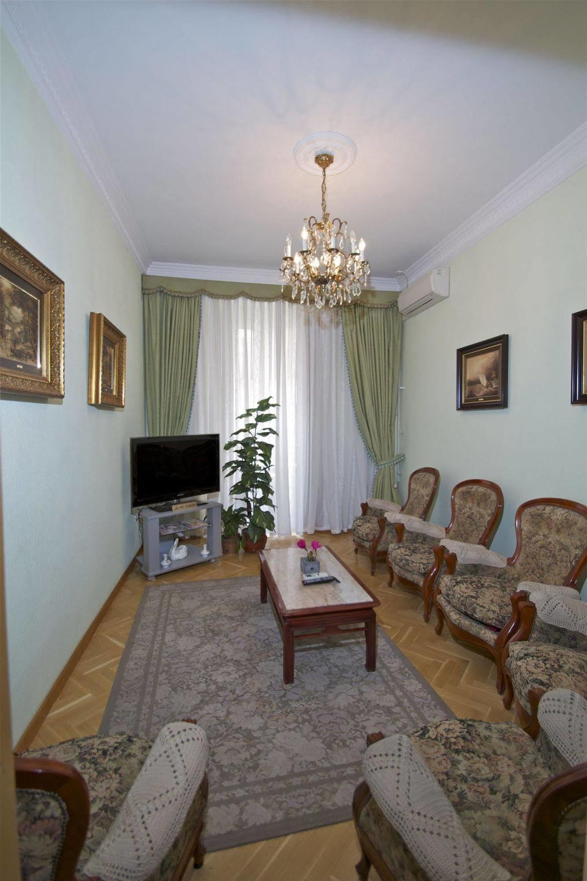 Hostal Greco Gran Via Madrid Exteriör bild